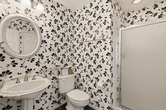 323 Magic Oaks Court, Spring, TX 77388