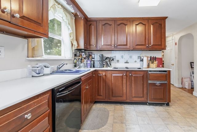 67 Cook Avenue, Chelsea, MA 02150