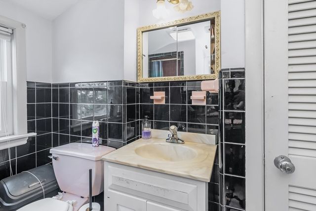 67 Cook Avenue, Chelsea, MA 02150