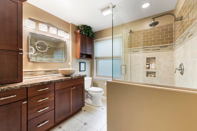 899 Fox Run, Bloomfield Hills, MI 48304