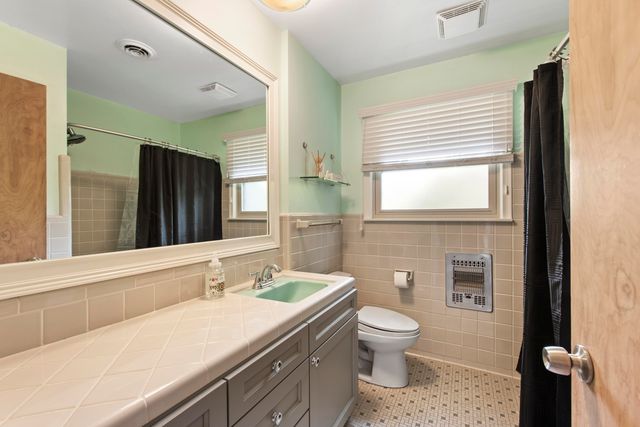 899 Fox Run, Bloomfield Hills, MI 48304