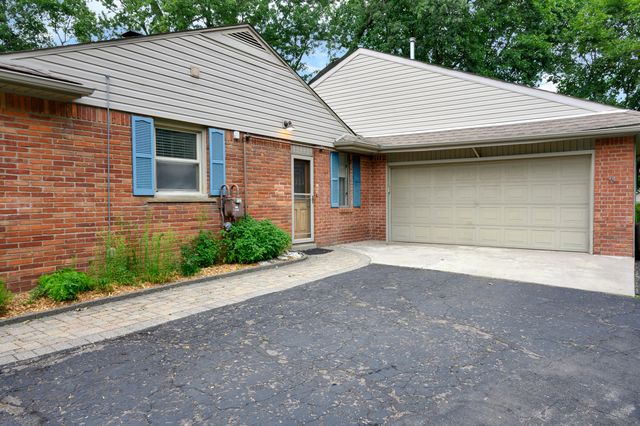 899 Fox Run, Bloomfield Hills, MI 48304