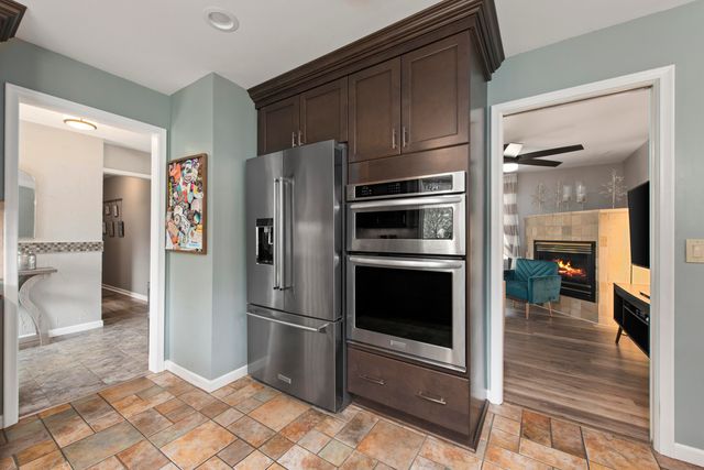 899 Fox Run, Bloomfield Hills, MI 48304