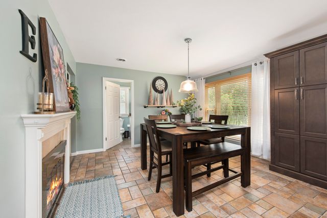 899 Fox Run, Bloomfield Hills, MI 48304