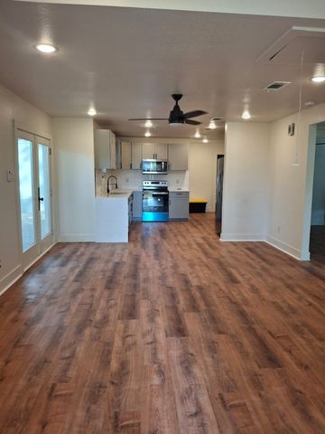 900 Chestnut Street, Commerce, TX 75428