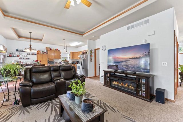 425 14th Avenue, Baraboo, WI 53913