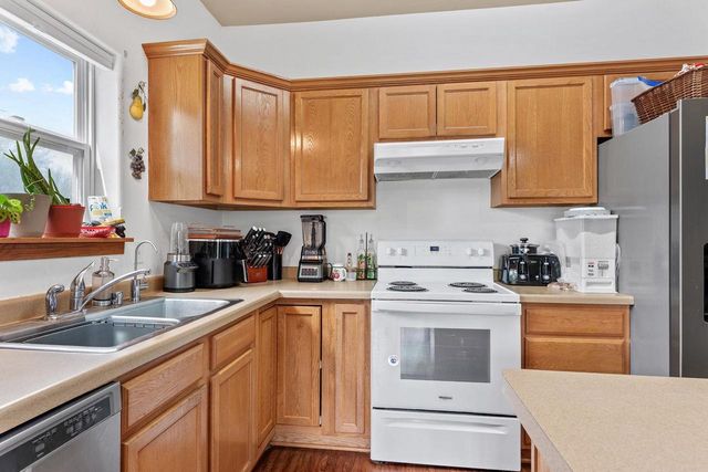 425 14th Avenue, Baraboo, WI 53913