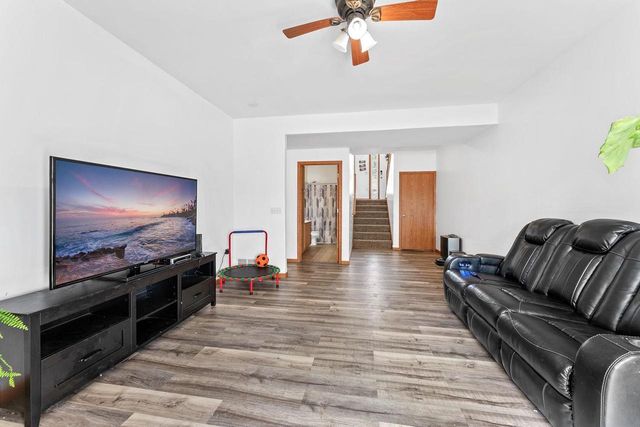 425 14th Avenue, Baraboo, WI 53913