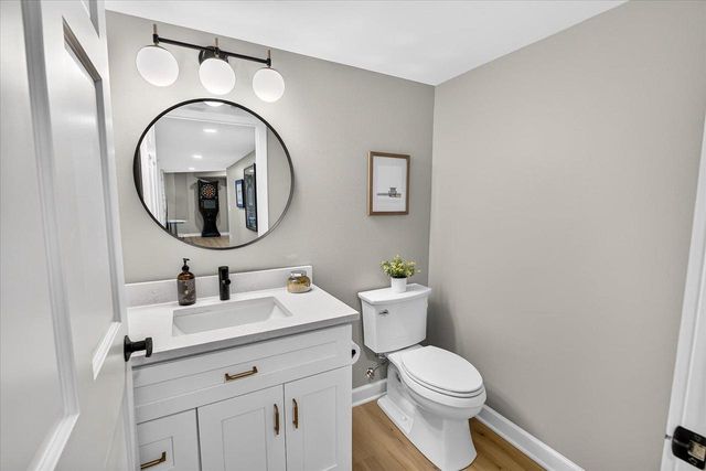 1134 Bluebird Trail, Waunakee, WI 53597