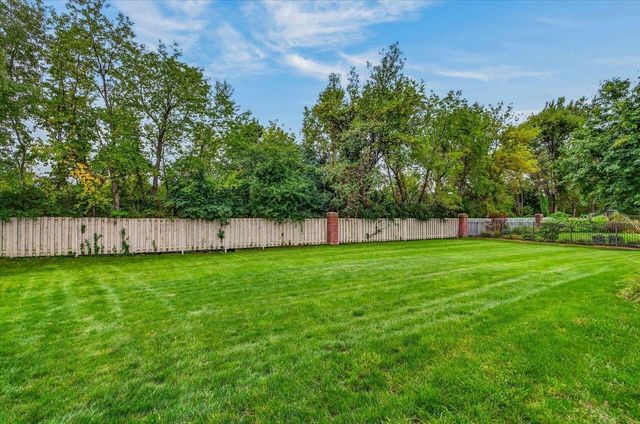 1134 Bluebird Trail, Waunakee, WI 53597