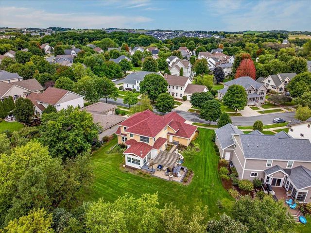 1134 Bluebird Trail, Waunakee, WI 53597