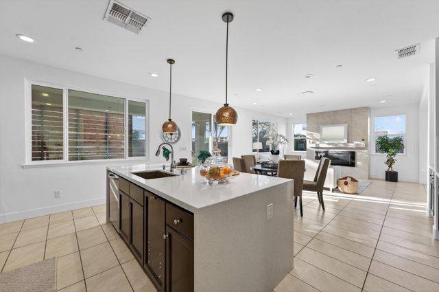 4461 Silver Ivy St, Sacramento, CA 95834