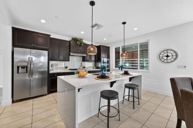 4461 Silver Ivy St, Sacramento, CA 95834