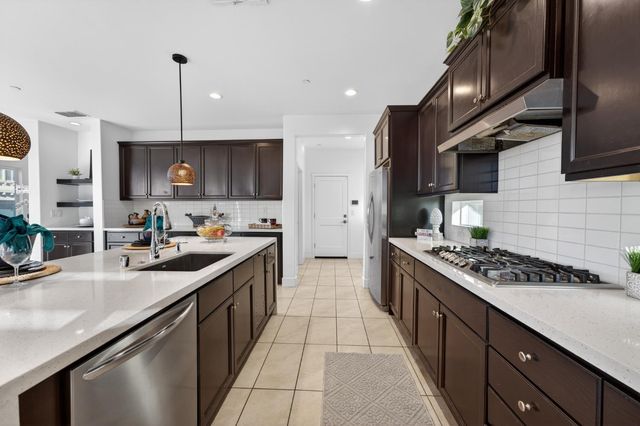 4461 Silver Ivy St, Sacramento, CA 95834