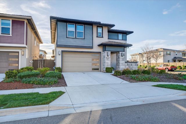 4461 Silver Ivy St, Sacramento, CA 95834