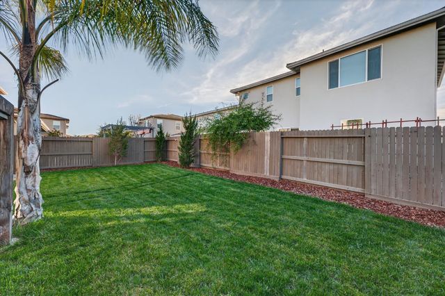 4461 Silver Ivy St, Sacramento, CA 95834