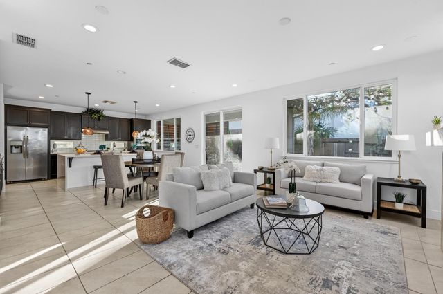 4461 Silver Ivy St, Sacramento, CA 95834