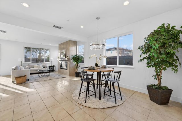 4461 Silver Ivy St, Sacramento, CA 95834