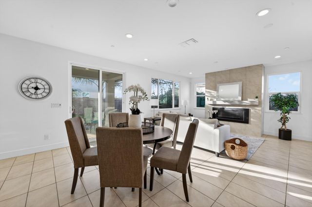 4461 Silver Ivy St, Sacramento, CA 95834