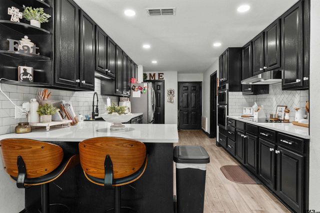 184 Greenwood Ranch Dr, Kilgore, TX 75662