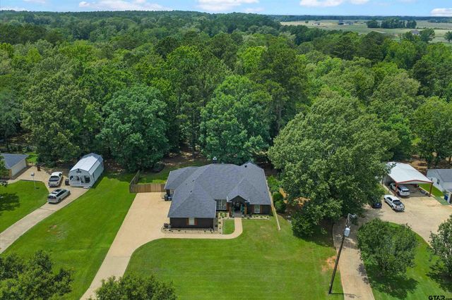 184 Greenwood Ranch Dr, Kilgore, TX 75662