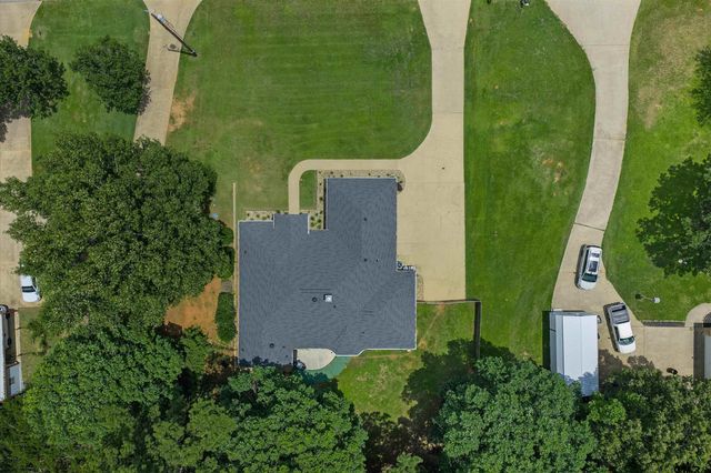 184 Greenwood Ranch Dr, Kilgore, TX 75662