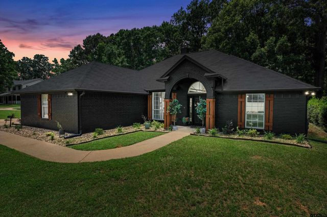 184 Greenwood Ranch Dr, Kilgore, TX 75662