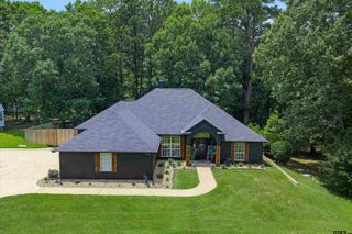 184 Greenwood Ranch Dr, Kilgore, TX 75662