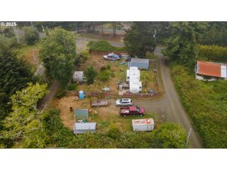63832 SEVEN DEVILS Rd, Coos Bay, OR 97420
