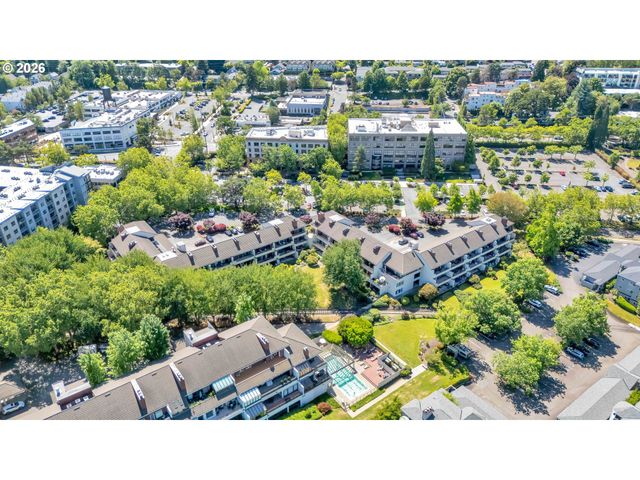 5150 S LANDING Dr 101B2, Portland, OR 97239