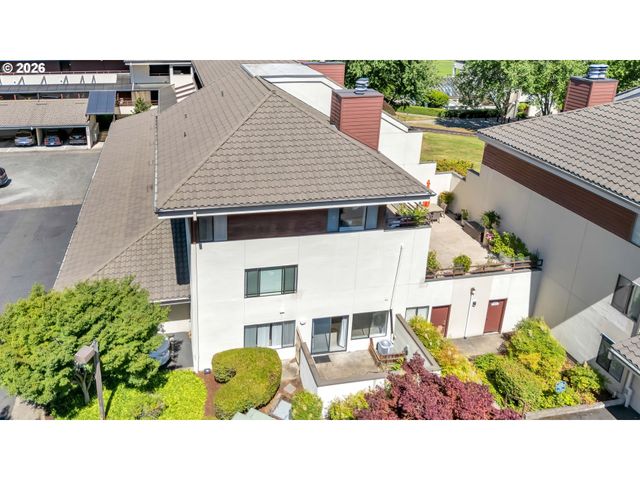 5150 S LANDING Dr 101B2, Portland, OR 97239