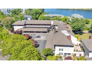 5150 S LANDING Dr 101B2, Portland, OR 97239