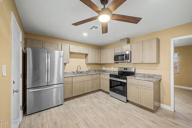 8307 N 29th Avenue, Phoenix, AZ 85051