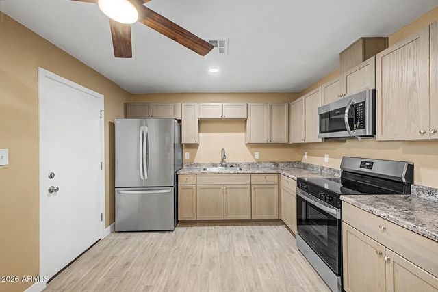 8307 N 29th Avenue, Phoenix, AZ 85051
