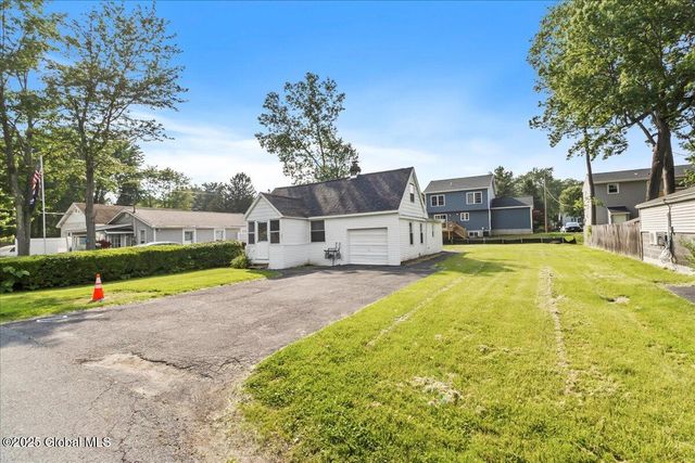 41 Virginia Avenue, Colonie, NY 12205