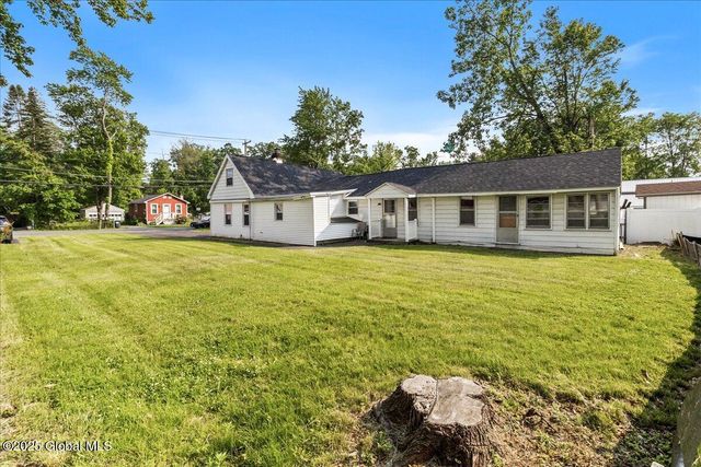 41 Virginia Avenue, Colonie, NY 12205
