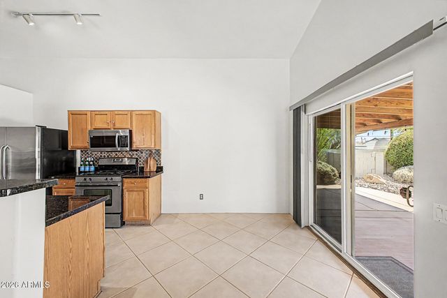 4040 N 14TH Place, Phoenix, AZ 85014