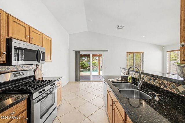 4040 N 14TH Place, Phoenix, AZ 85014