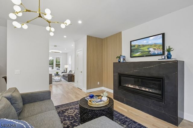 108 Baker St, Maplewood Twp., NJ 07040