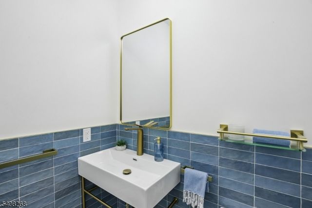 108 Baker St, Maplewood Twp., NJ 07040