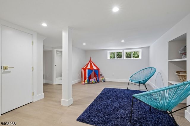 108 Baker St, Maplewood Twp., NJ 07040