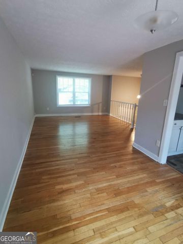 250 Sheringham Drive, Roswell, GA 30076