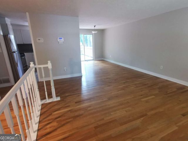 250 Sheringham Drive, Roswell, GA 30076