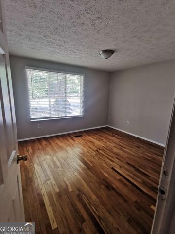 250 Sheringham Drive, Roswell, GA 30076