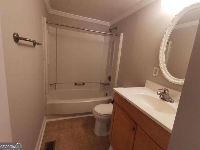 250 Sheringham Drive, Roswell, GA 30076