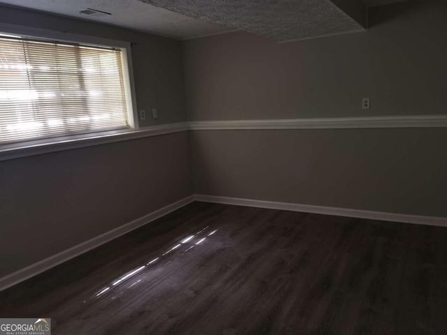 250 Sheringham Drive, Roswell, GA 30076
