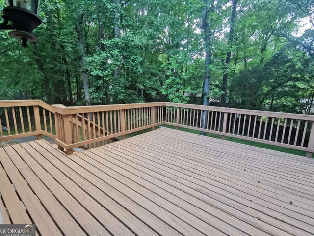 250 Sheringham Drive, Roswell, GA 30076