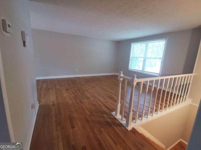 250 Sheringham Drive, Roswell, GA 30076