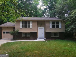 250 Sheringham Drive, Roswell, GA 30076