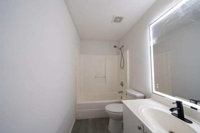 4306 11th Street SW, Lehigh Acres, FL 33976
